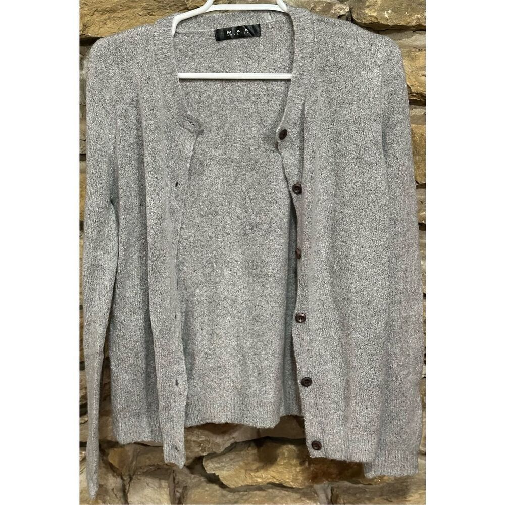 Women’s Grey Super Soft Classic Modest Button Down Knit Cardigan Size Small